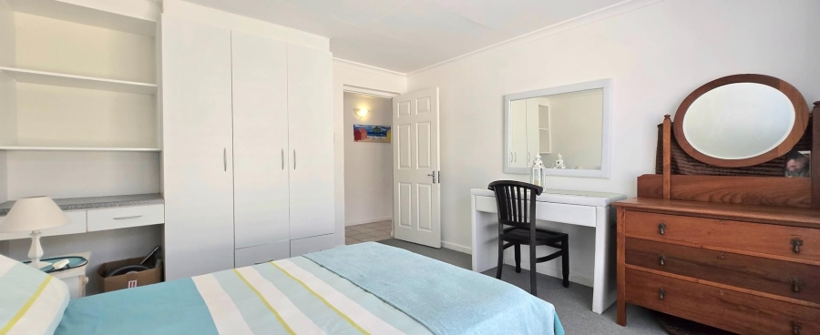 5 Bedroom Property for Sale in Franskraal Western Cape